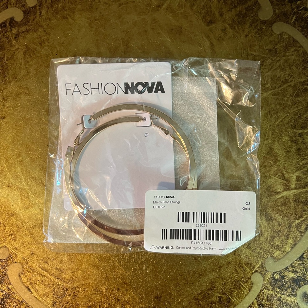 Fashion Nova Gold Hoop Earrings
